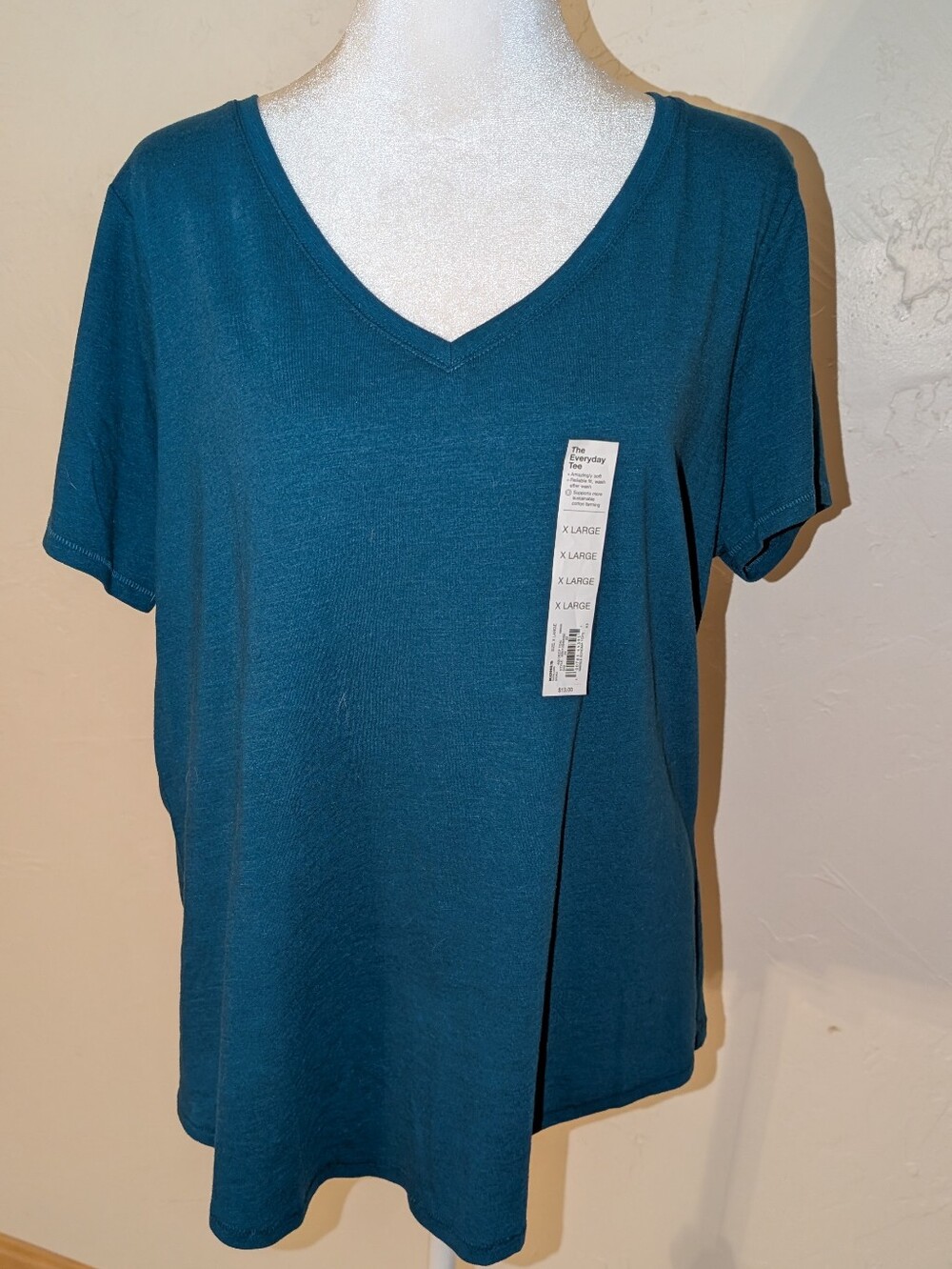 Sonoma V-Neck Short Sleeve Tee
